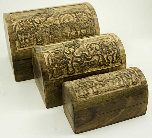 Box Wood 2 Elephants Set of 3