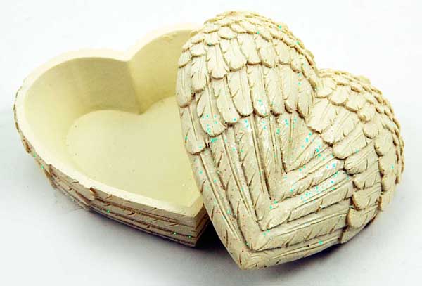 Box Natural With Wings