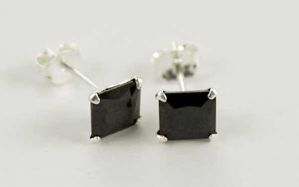 Earring Square Black Stone 6mm